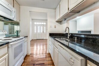 3208 Cole Ave in Dallas, TX - Building Photo - Building Photo