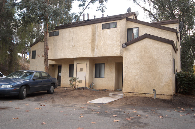 5010 Brooks St in Riverside, CA - Building Photo - Building Photo