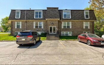 1120 E 6th St, Unit 8 in Des Moines, IA - Building Photo - Building Photo
