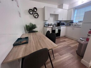 2016 Pierce St in Hollywood, FL - Building Photo - Building Photo