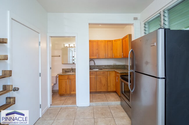 2957 Koali Rd in Honolulu, HI - Building Photo - Building Photo
