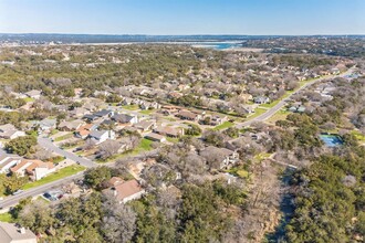 214 Sailmaster St in Lakeway, TX - Building Photo - Building Photo