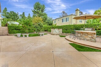 132 Spring Valley in Irvine, CA - Building Photo - Building Photo
