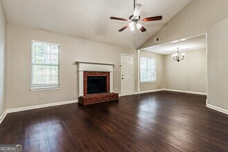 1607 Elizabeth Ln in Hampton, GA - Building Photo - Building Photo