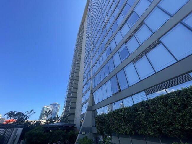 property at 1009 Kapiolani Blvd