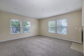 3152 Lighthouse Ridge Ln in San Diego, CA - Building Photo - Building Photo