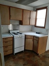2525 Broadway St in Toledo, OH - Building Photo - Building Photo