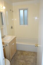 72 Jolliet Ave in Ottawa, ON - Building Photo - Building Photo