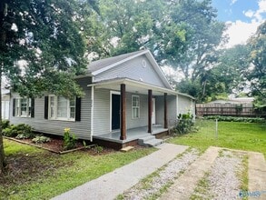 3214 Clopton St SW in Huntsville, AL - Building Photo - Building Photo