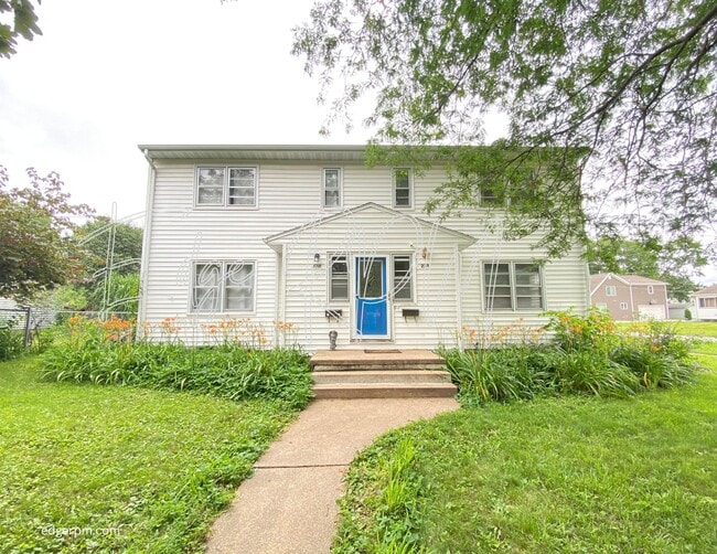 property at 222 Walnut St