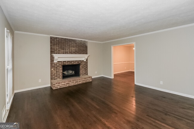 3103 Skyland Dr in Snellville, GA - Building Photo - Building Photo