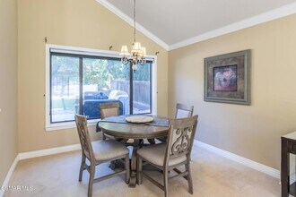 2594 Ridgebrook Pl in Thousand Oaks, CA - Building Photo - Building Photo