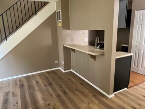 2664 Woodview Ct in Waukegan, IL - Building Photo - Building Photo
