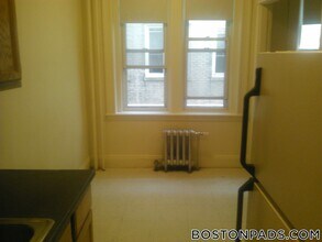 1167 Boylston St, Unit 6 in Boston, MA - Building Photo - Building Photo