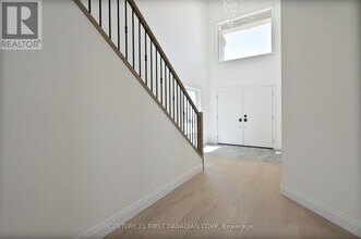1901 Evans Blvd in London, ON - Building Photo - Building Photo
