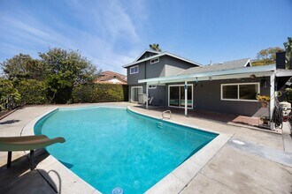 2914 S Spruce St in Santa Ana, CA - Building Photo - Building Photo