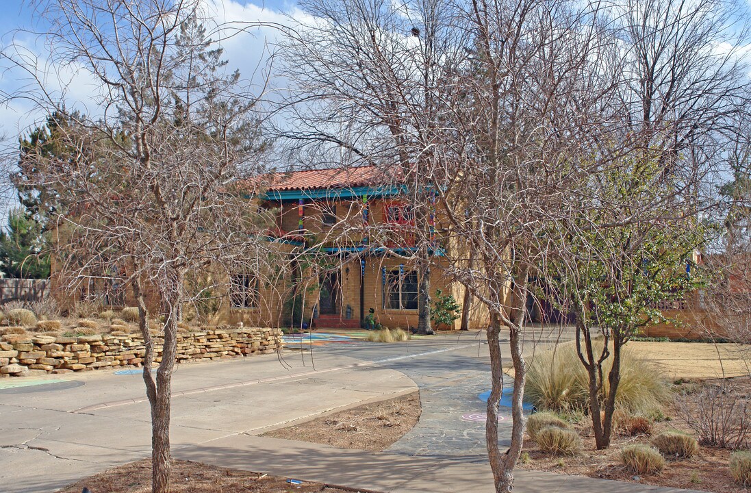 1707 33rd St in Lubbock, TX - Building Photo