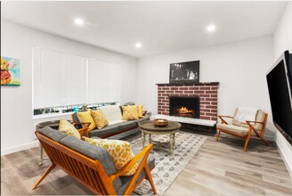 1803 15th Ave S, Unit 1803 in Seattle, WA - Building Photo - Building Photo