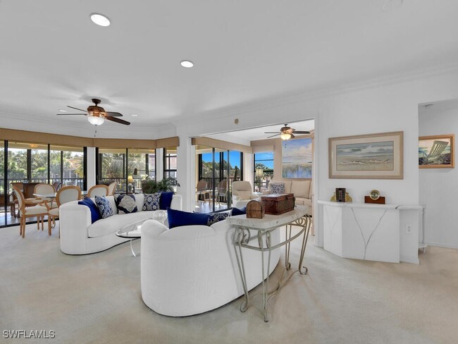 property at 5930 Via Lugano