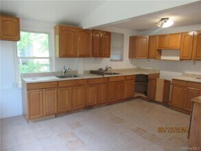 82 North Rd in Bloomingburg, NY - Building Photo - Building Photo