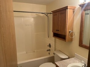 1100 Maddox Creek Ln in Mount Vernon, WA - Building Photo - Building Photo