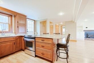 68 Greene St in Hopedale, MA - Building Photo - Building Photo