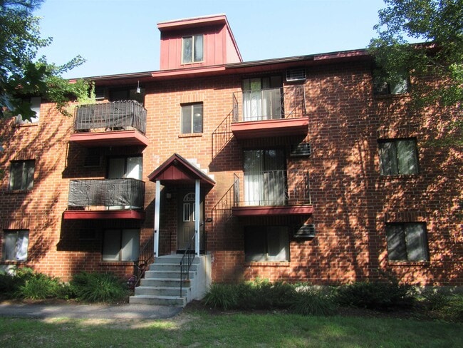 property at 1225 Bodwell Rd