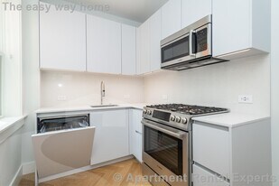 18 Forest St, Unit #42 in Cambridge, MA - Building Photo