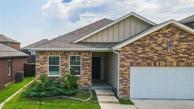 746 Wilshire Dr in Lavon, TX - Building Photo - Building Photo