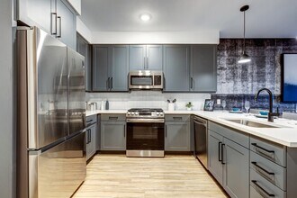 Olivine in Littleton, CO - Building Photo - Building Photo