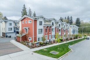Hazelwood Townhomes in Surrey, BC - Building Photo