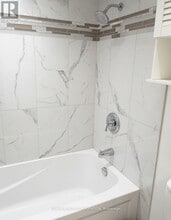 8 Montrose Pl in Brampton, ON - Building Photo - Building Photo