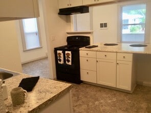919 Phillips St, Unit 919 in Jacksonville, FL - Foto de edificio - Building Photo
