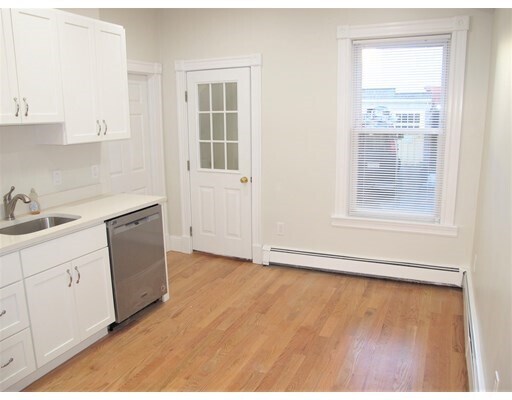 317 Hurley St-Unit -2 in Cambridge, MA - Building Photo - Building Photo