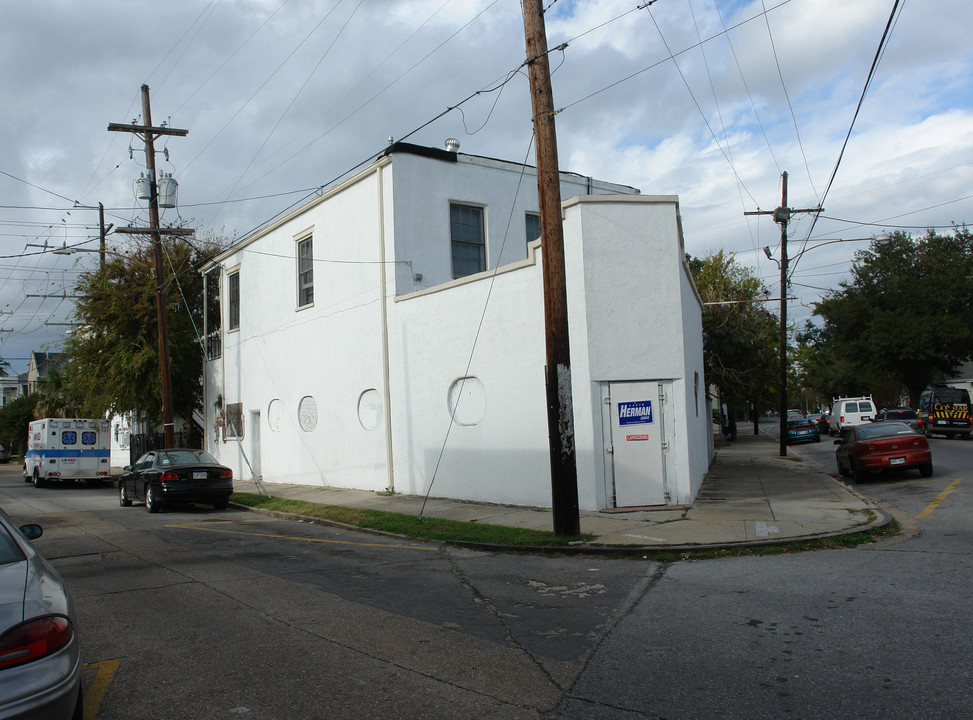 1827 Sophie Wright Pl in New Orleans, LA - Building Photo