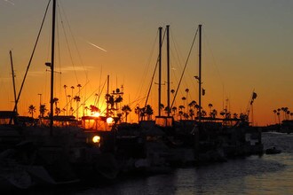 250 Vista Montana Way in Oceanside, CA - Foto de edificio - Building Photo