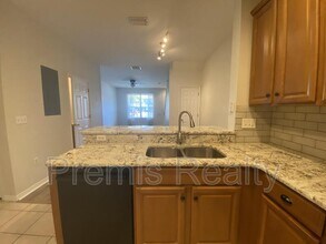 6561 Black Mangrove Dr in Largo, FL - Building Photo - Building Photo