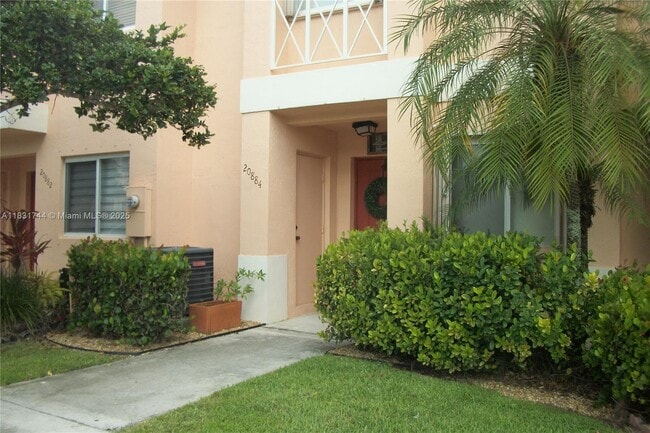 20884 NW 1st St in Pembroke Pines, FL - Building Photo - Building Photo
