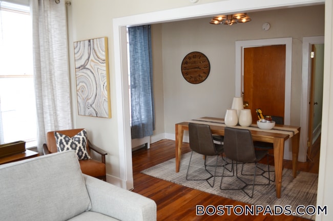 435 Hanover St, Unit 3B in Boston, MA - Building Photo - Building Photo