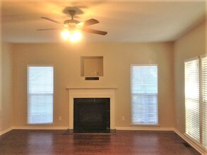 5909 Bearoak Ln in Charlotte, NC - Building Photo - Building Photo