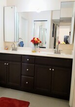 16491 Blatt Blvd in Weston, FL - Building Photo - Building Photo