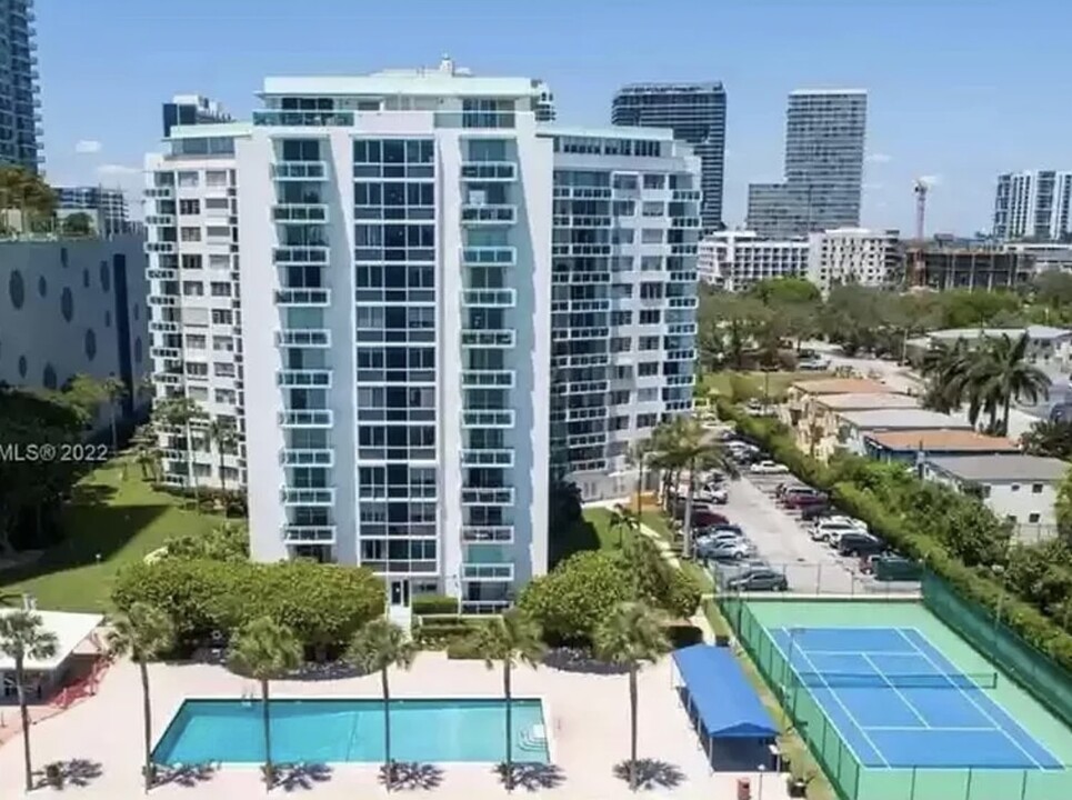 3301 NE 5th Ave, Unit 1102 in Miami, FL - Building Photo