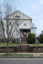 651 Quinnipiac Ave, Unit 2 in New Haven, CT - Building Photo