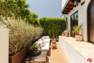 751 Ozone St in Santa Monica, CA - Building Photo - Building Photo