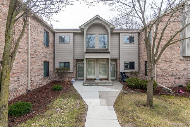 42741 Lilley Pointe Dr, Unit 42741
