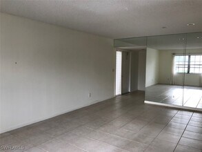 113 Bobolink Way in Naples, FL - Building Photo - Building Photo