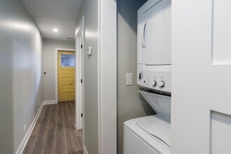 1648 N Rockwell St in Chicago, IL - Building Photo - Building Photo