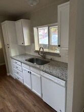 14667 Bridgeport Cir in Magalia, CA - Building Photo - Building Photo