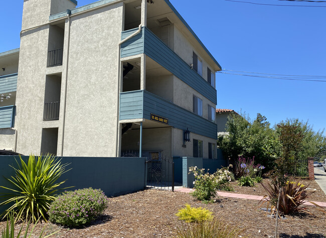 4666 San Pablo Dam Rd, Unit 8