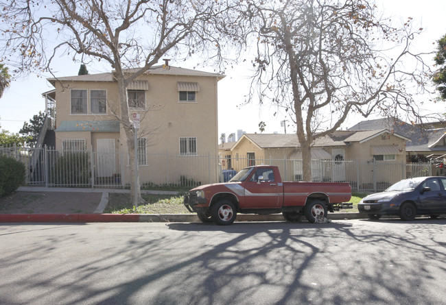 148-154 N Hoover St in Los Angeles, CA - Building Photo - Building Photo